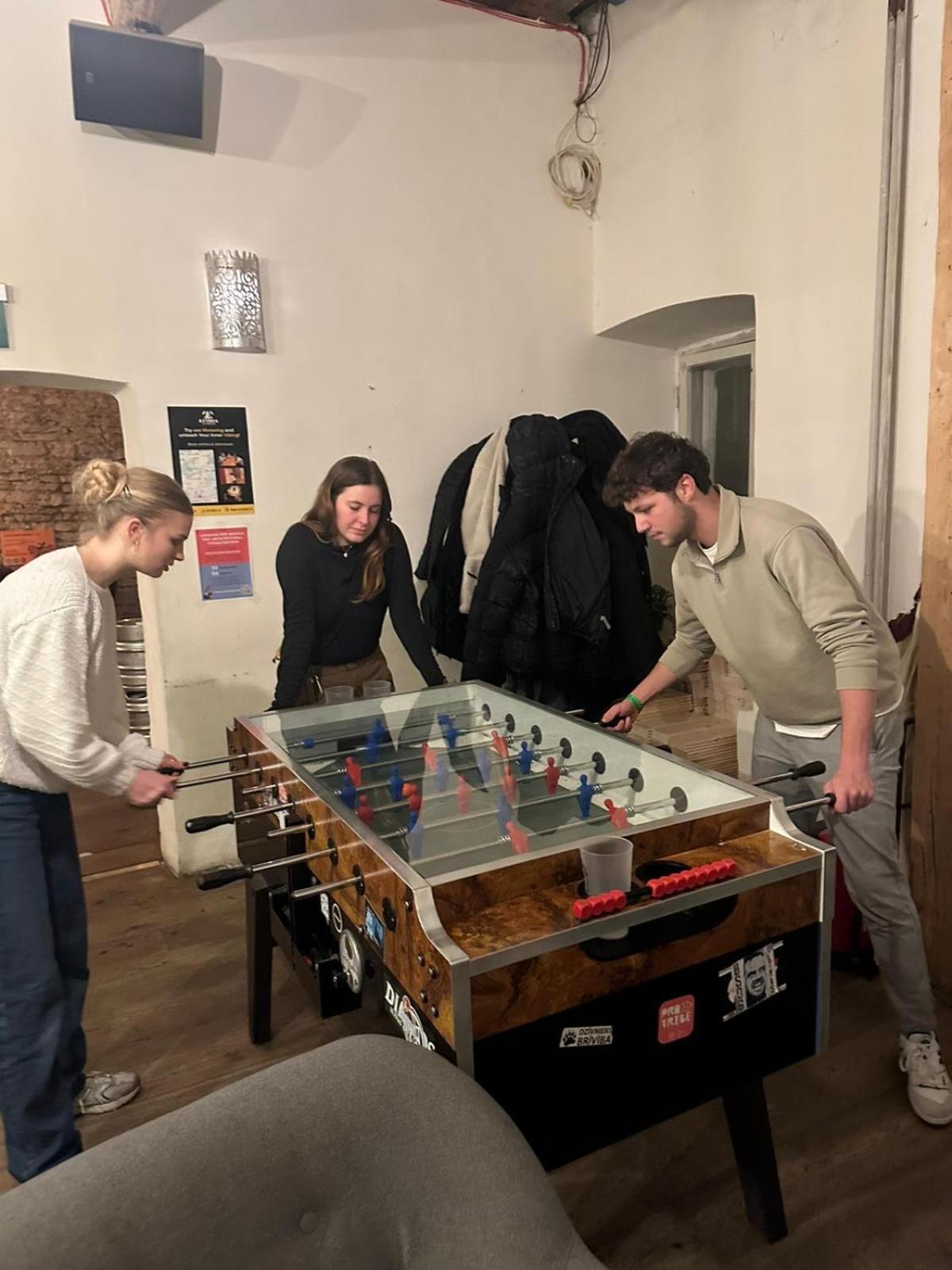 The Monks Bunk Hostel & Bar تالين المظهر الخارجي الصورة