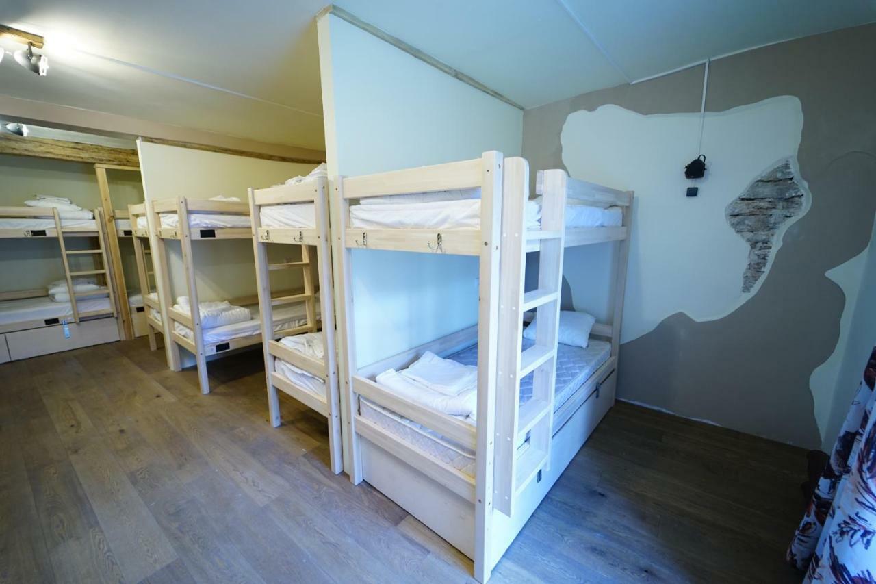 The Monks Bunk Hostel & Bar تالين المظهر الخارجي الصورة