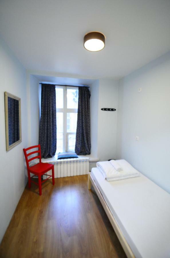 The Monks Bunk Hostel & Bar تالين المظهر الخارجي الصورة